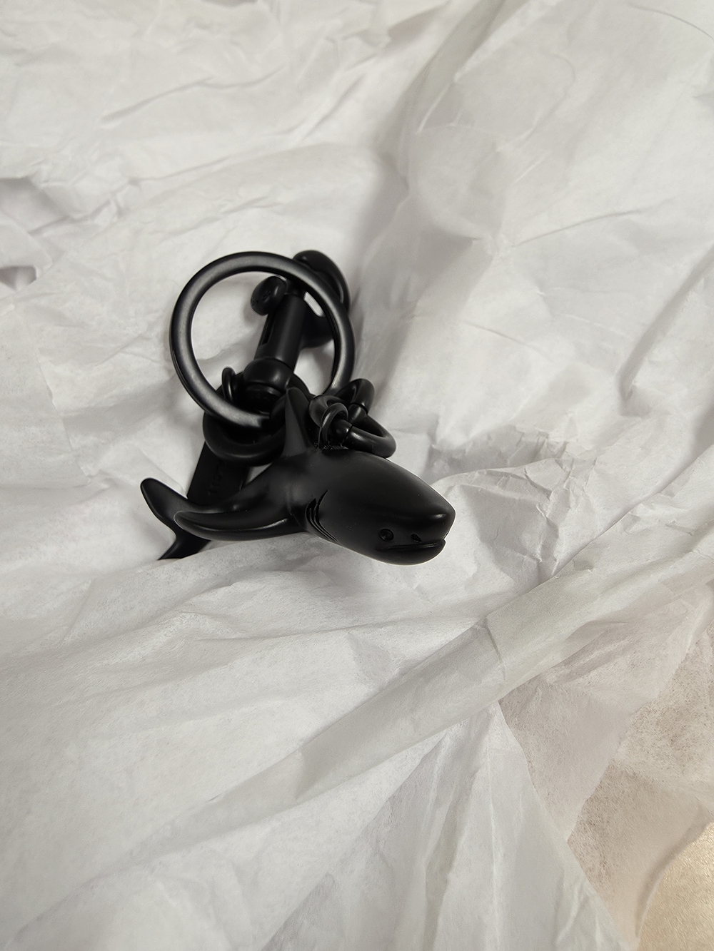 Coach Matte Black Shark Key Ring Charm - Picture 4 of 4